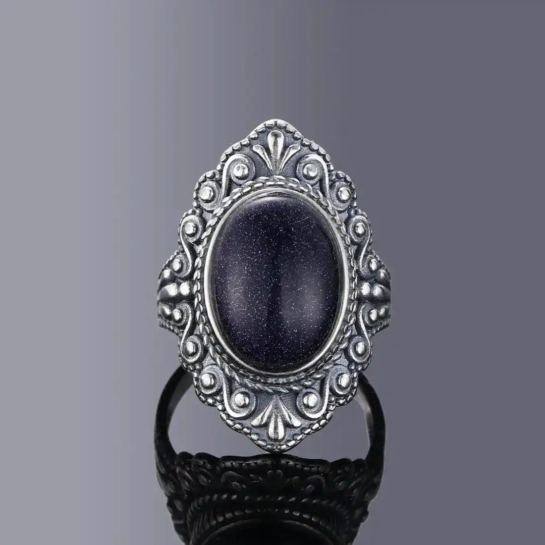 Black / UK V½ | EU 64
